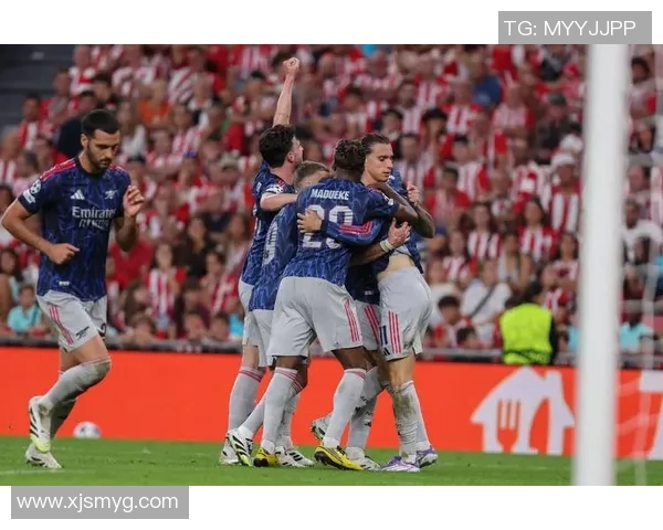 足球世界新纪元:战术革新与球员发展引领未来竞技潮流 足球世界新纪元:战术革新与球员发展引领未来竞技潮流